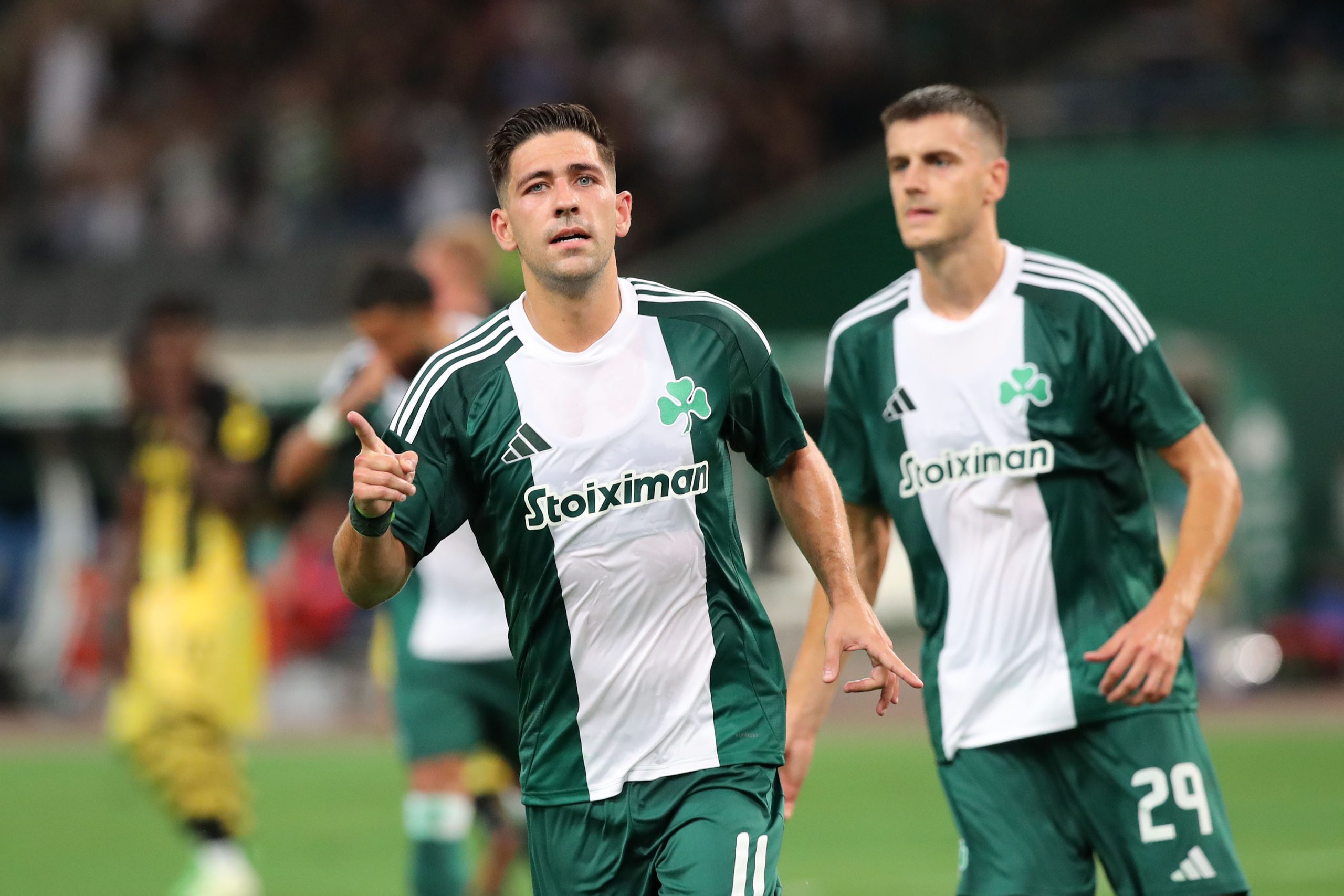 El Panathinaikos venció 2-1 al Botev Plovdiv